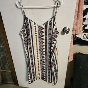 WOMANS BOHO PATTERNED MINI DRESS SZ XL